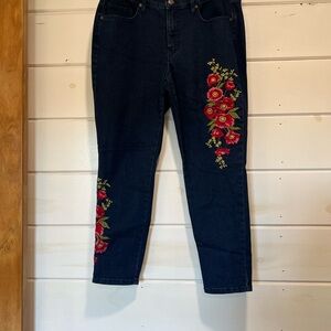 Floral Embroidered Women's Jeans